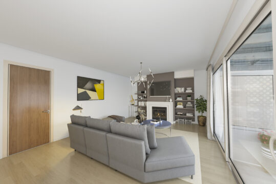 VS Family Room 3